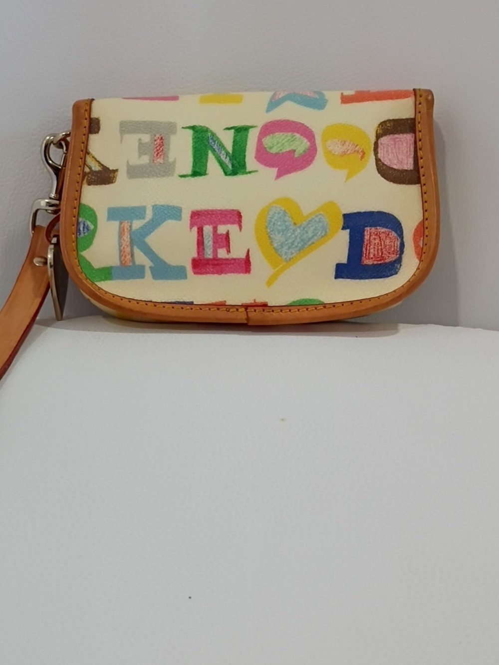 Dooney & Bourke VintageMulticolor Logo Wristlet - White Background with Tan Trim - Picture 2 of 6